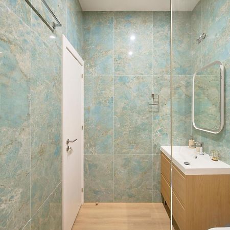 Brand New Hostel Anjos ลิสบอน ภายนอก รูปภาพ