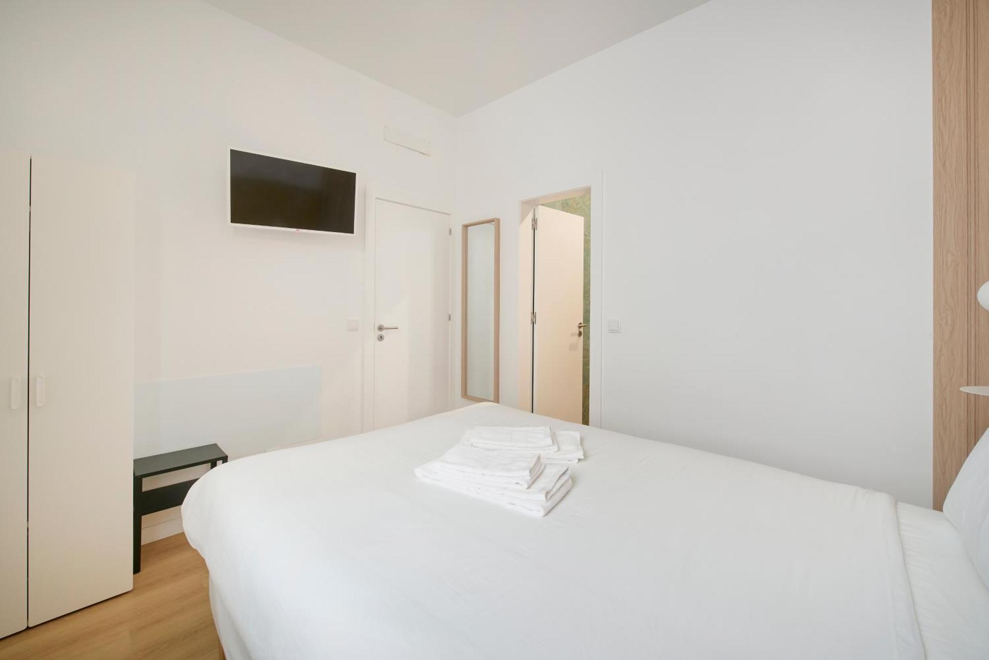 Brand New Hostel Anjos ลิสบอน ภายนอก รูปภาพ