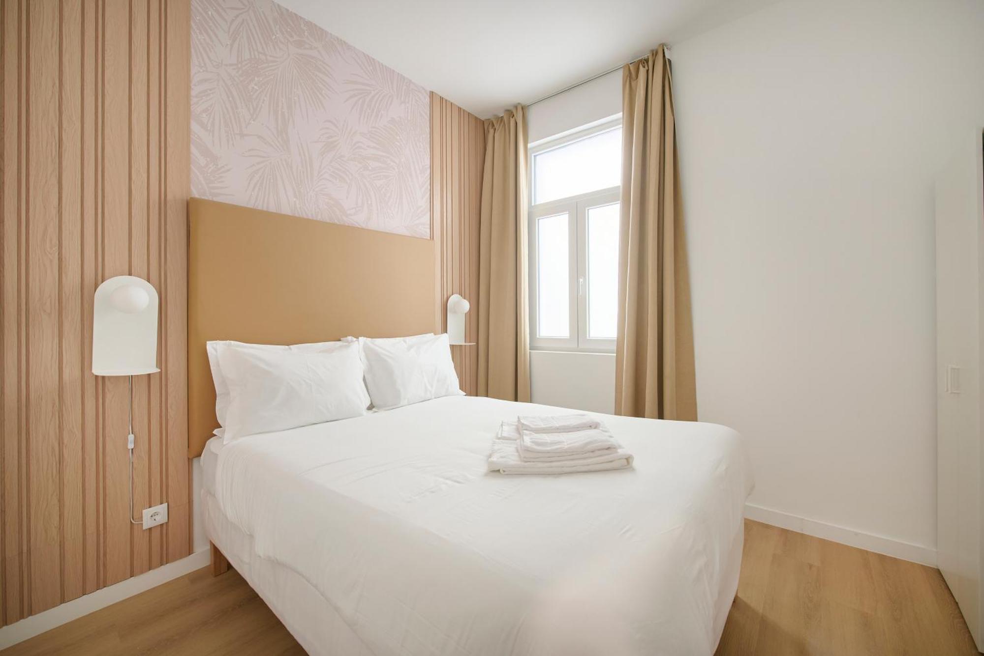 Brand New Hostel Anjos ลิสบอน ภายนอก รูปภาพ