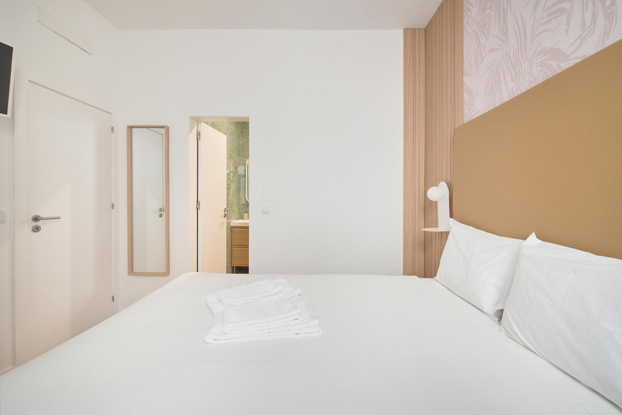 Brand New Hostel Anjos ลิสบอน ภายนอก รูปภาพ