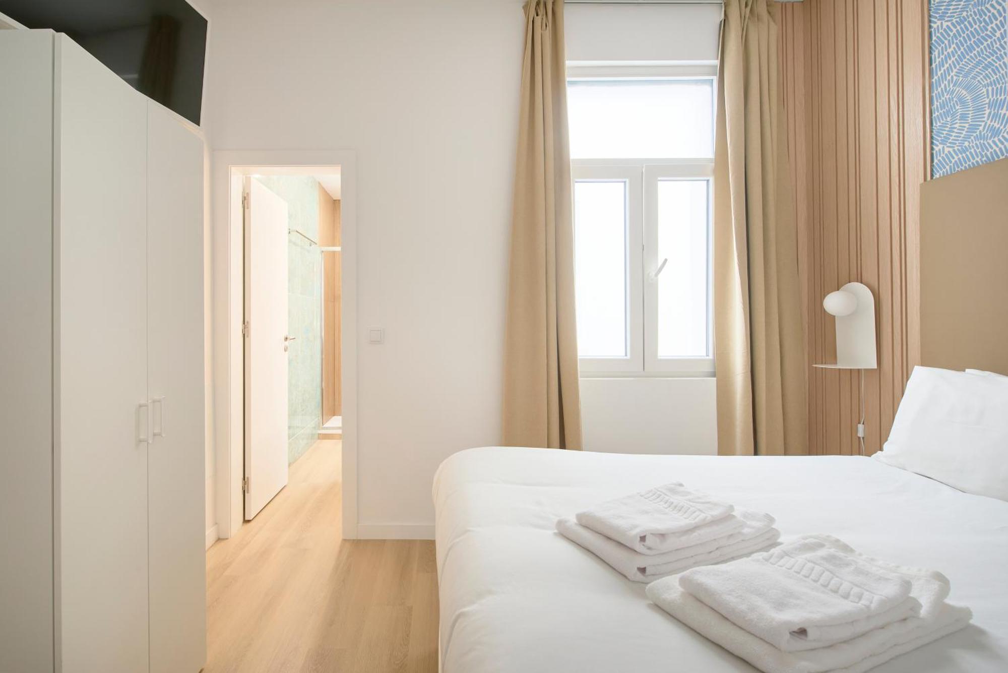 Brand New Hostel Anjos ลิสบอน ภายนอก รูปภาพ