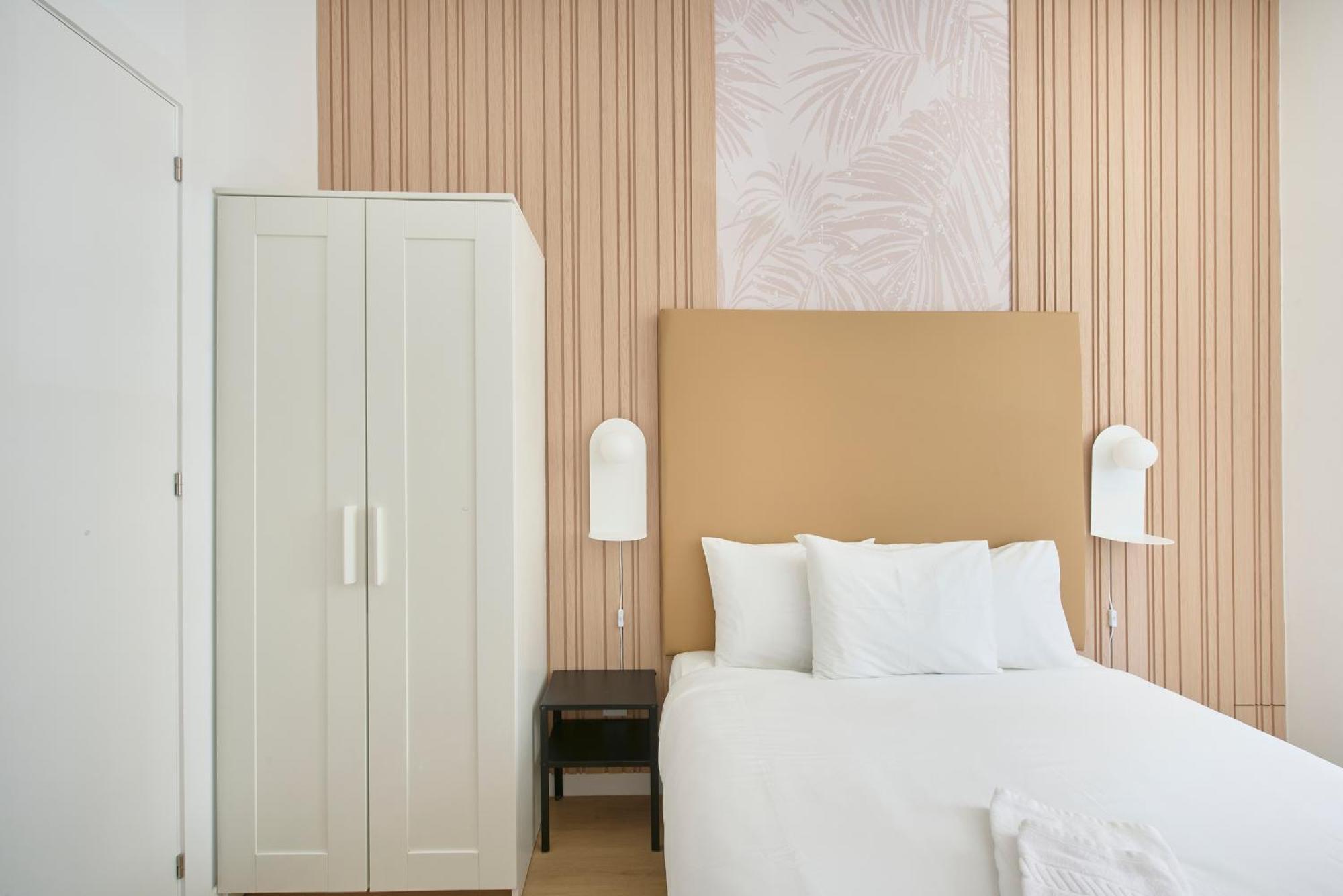 Brand New Hostel Anjos ลิสบอน ภายนอก รูปภาพ